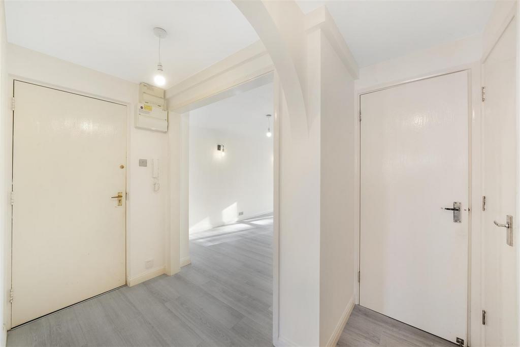 90 Conifer Way - 8 ISi Hk Pc Vd46cv J77wo Z.jpg