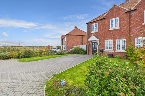 undefined, Lumley Avenue, Kingswood, Hull, HU7 3GX