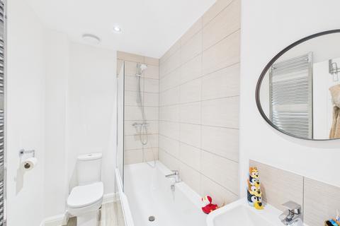 undefined, Lumley Avenue, Kingswood, Hull, HU7 3GX