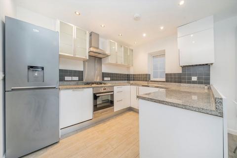 undefined, Fairfield Road, Uxbridge UB8