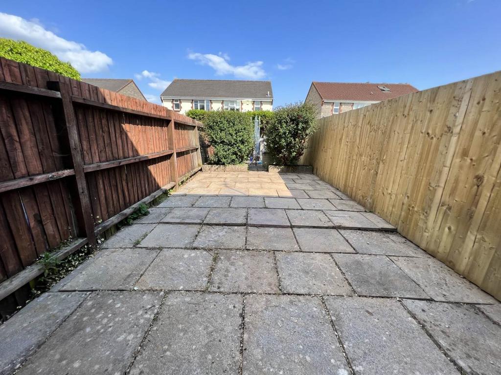 Rear Garden ii 28 Cw
