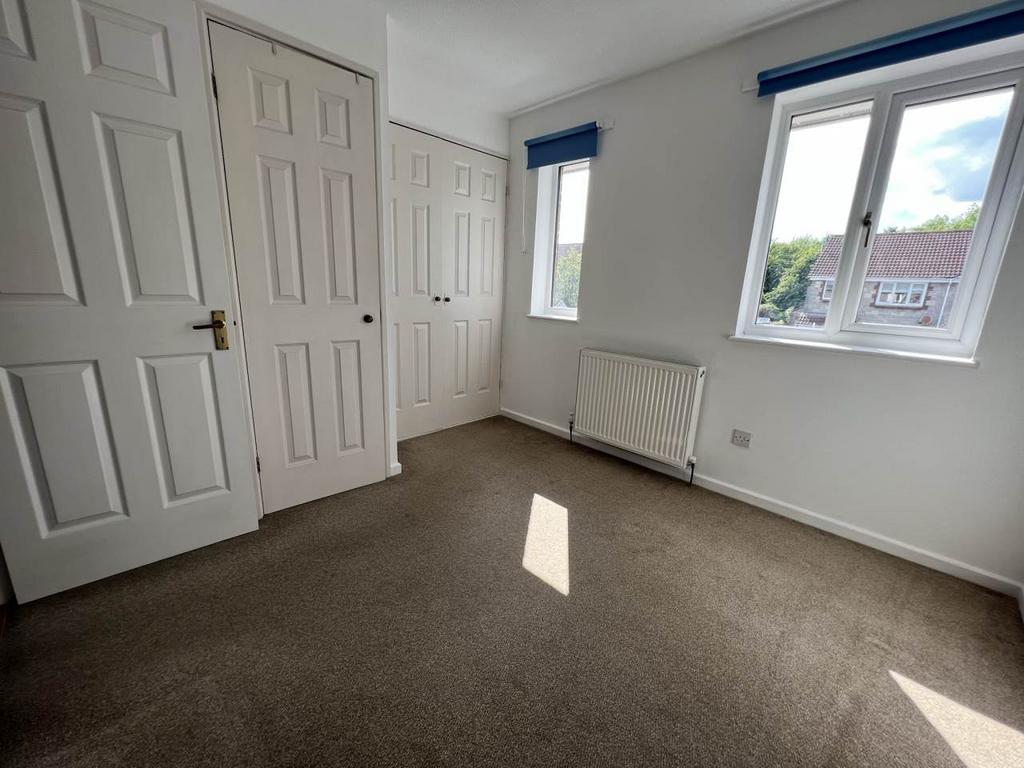 Bedroom One 28 Cwrt