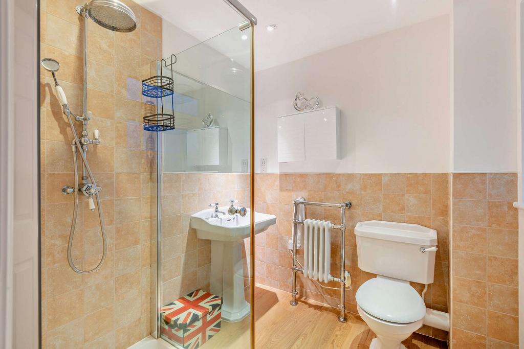 Bedroom 3 En Suite