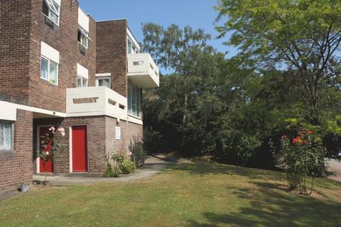 undefined, Park Drive, Woking GU22