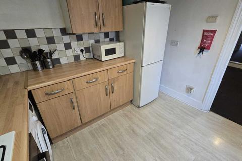undefined, Croydon CR0