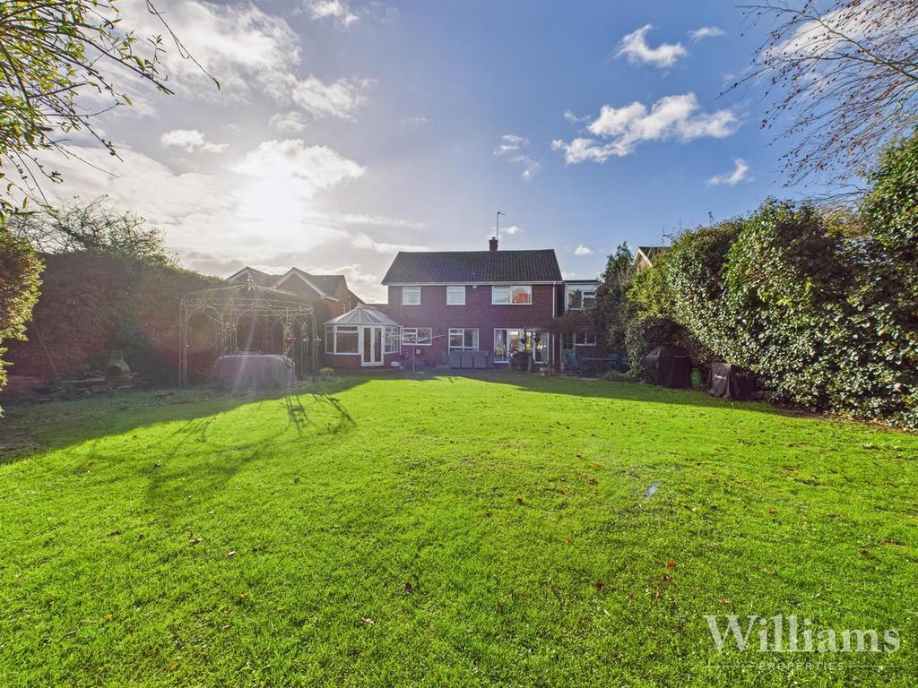 CAM02861 G0-PR0532-STILL046.jpg