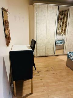 undefined, Billet Road, London E17