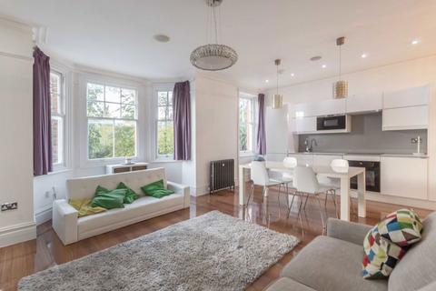 3 bedroom flat to rent, Wolverton Gardens, London W5