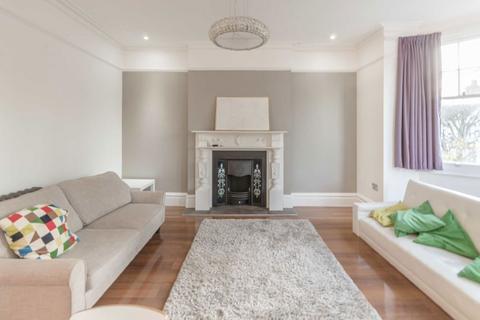 3 bedroom flat to rent, Wolverton Gardens, London W5
