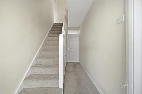 undefined, Browns Drive, Southgate, Swansea, City And County of Swansea. SA3 2AE