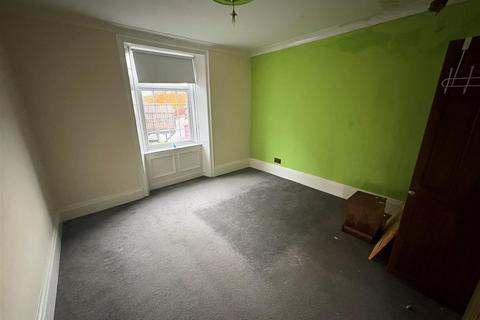 2 bedroom semi-detached house for sale, Bradford Road, Liversedge