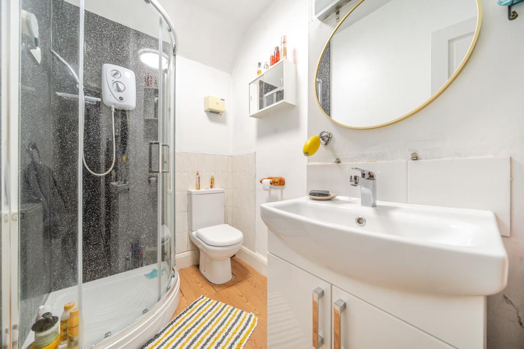 Ensuite Shower Room