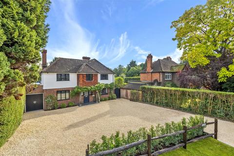 undefined, Boughton Hall Avenue, Send,