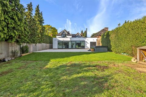 undefined, Boughton Hall Avenue, Send,