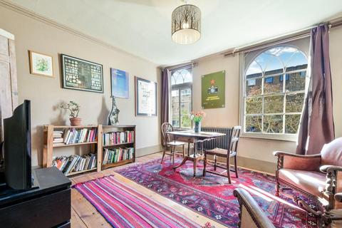 undefined, Highgate Road, Kentish Town, NW5