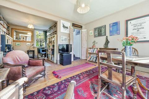 undefined, Highgate Road, Kentish Town, NW5