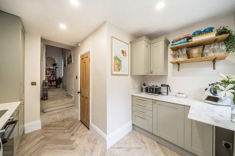 undefined, St. Luke's Avenue, London SW4