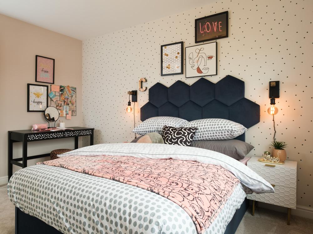 The Lincoln Semi - Main Bedroom
