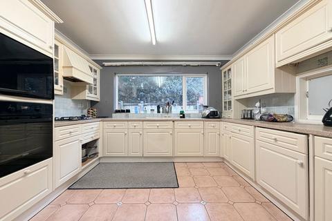 undefined, St. Bernards Road, Solihull, B92 7DF