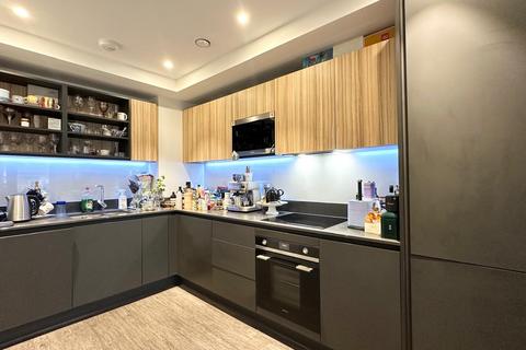 3 bedroom apartment for sale, Royal Docks West, Western Gateway, London E16