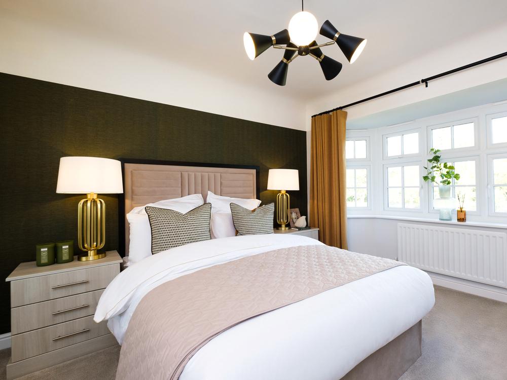 The Stratford Lifestyle - Main Bedroom