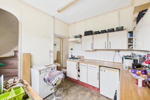 2 bedroom terraced house for sale, Estcourt Street, Hull, HU9 2RS