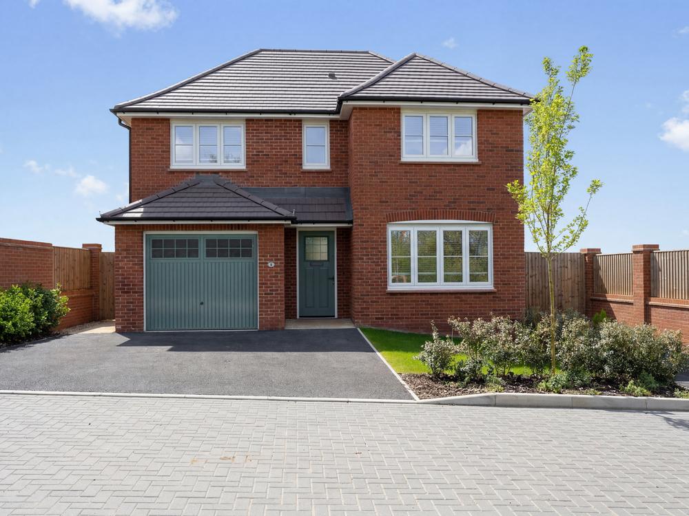 3 bedroom detached house for sale