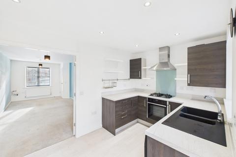 2 bedroom terraced house for sale, Crane Road, Kingswood, Hull, East Riding of Yorkshire, HU7 3FW
