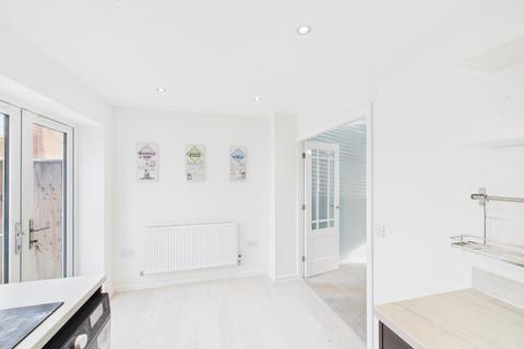 2 bedroom terraced house for sale, Crane Road, Kingswood, Hull, East Riding of Yorkshire, HU7 3FW
