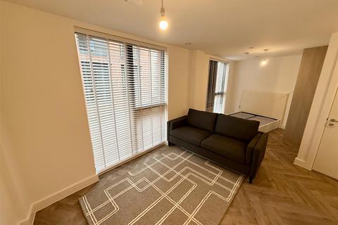 Studio to rent, Weavers House, Castleward Boulevard, Derby