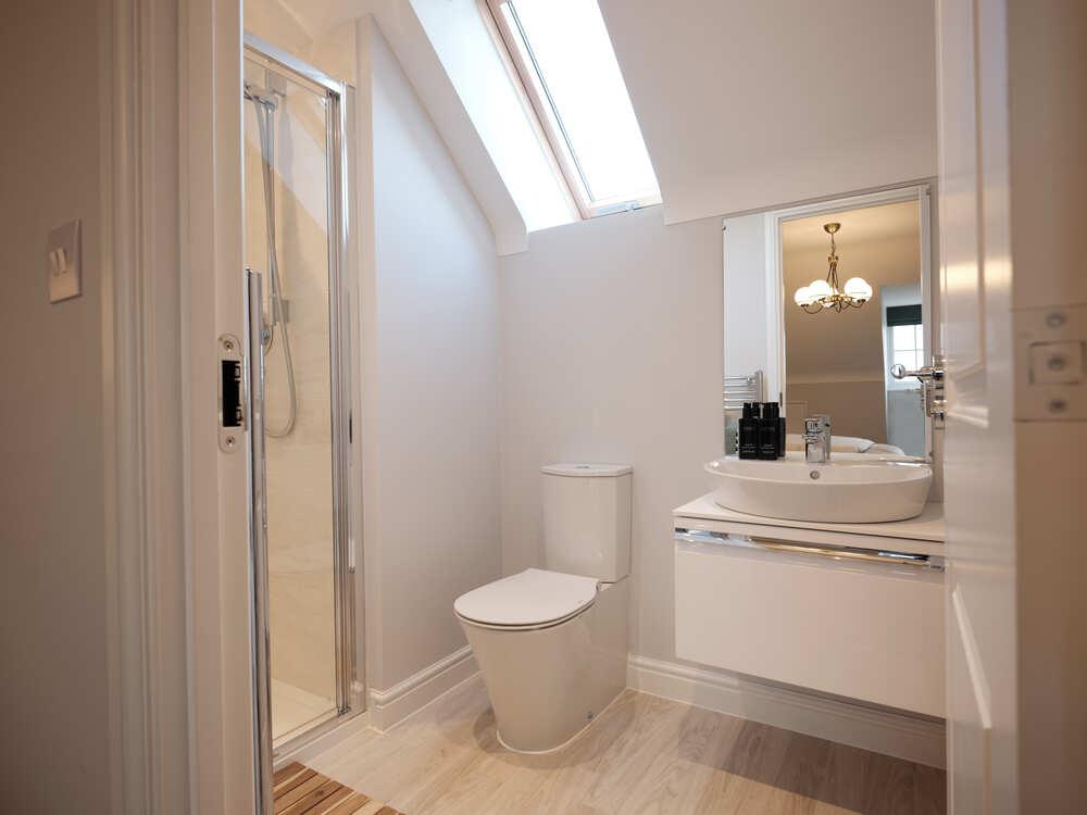 The Stamford End - Ensuite