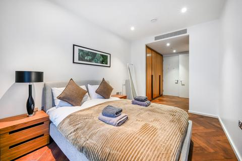 2 bedroom flat to rent, Capital Building, Embassy Gardens, London, SW11