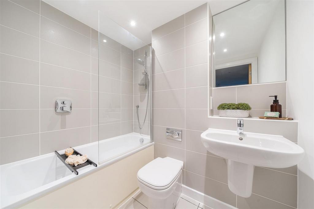 Family bathroom