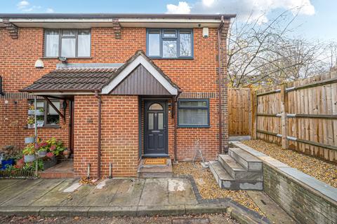 undefined, Kirkdale, London, SE26