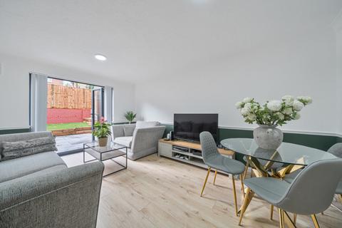 undefined, Kirkdale, London, SE26