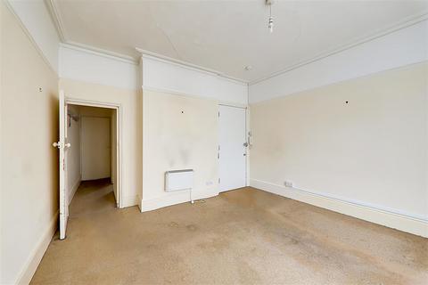 undefined, Warwick Road, Worthing, BN11