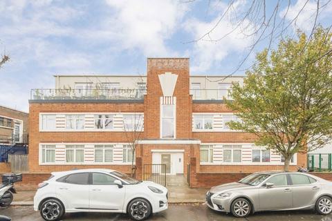undefined, Fraser Road, Greenford UB6