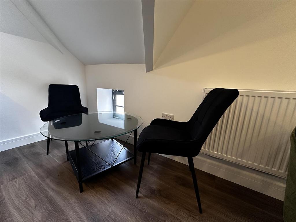 Kitchen/Lounge
