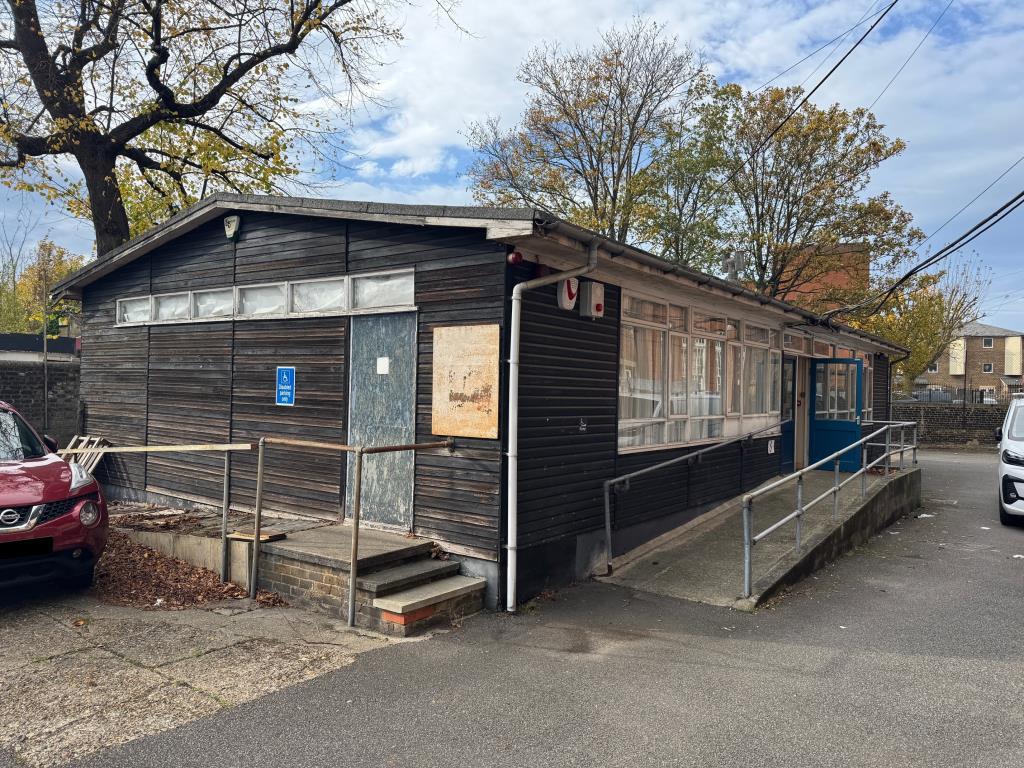 Hut 7 & 8