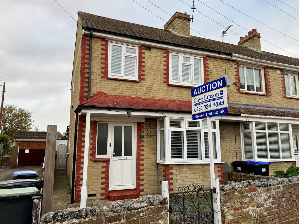 End-terraced house
