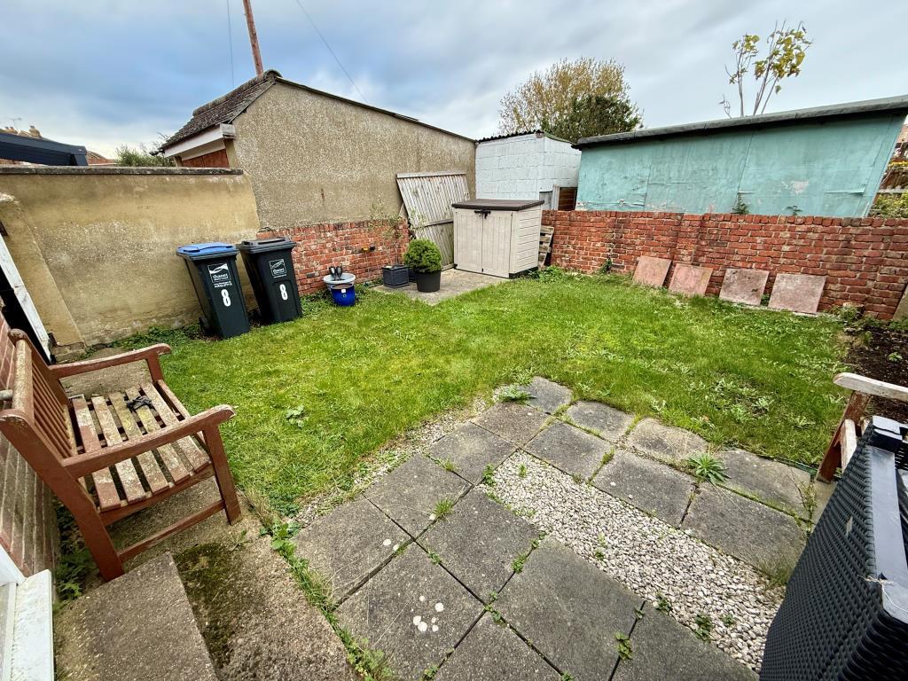 Garden to rear