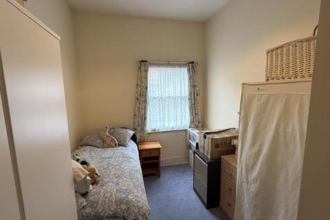 undefined, Flat 2, 61 Westgate Bay Avenue, Westgate-on-Sea, Kent