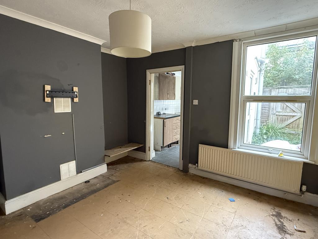 Dining Room in House in Need of Improvement