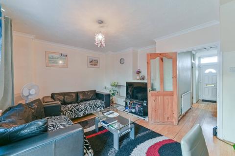 2 bedroom flat for sale, Nunhead Lane, Nunhead, London, SE15