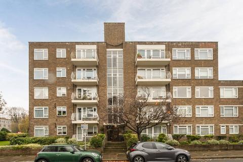 3 bedroom flat for sale, Briar Walk, Putney, London, SW15
