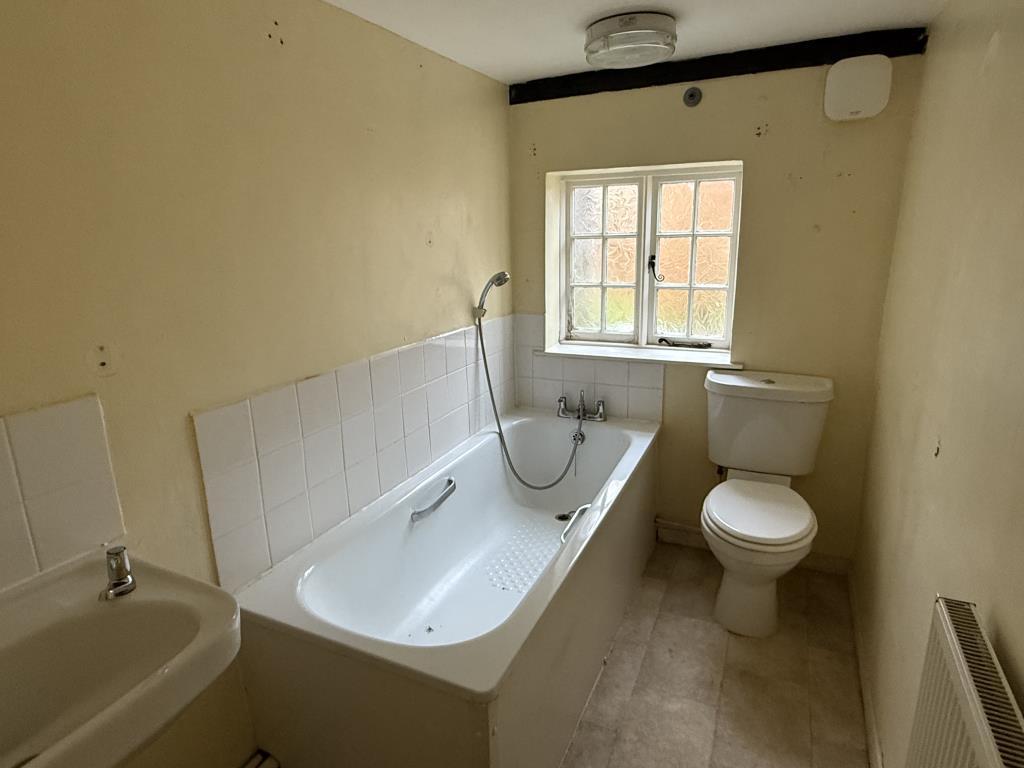 Bathroom in Period Cottage for Improvement