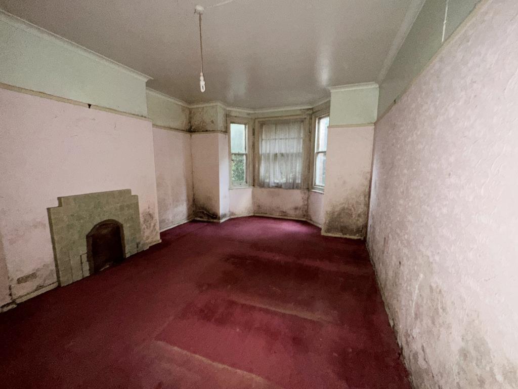 Main Bedroom with Bay Window over garden