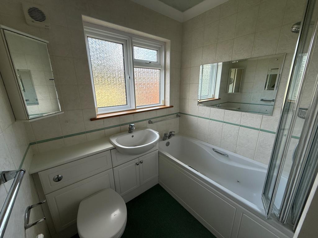 Bathroom with WC