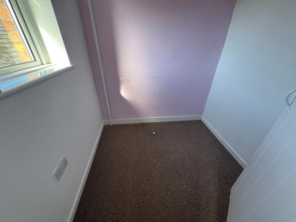 Room off bedroom 1