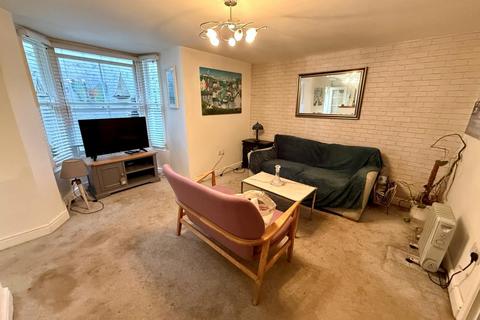 1 bedroom flat for sale, Flat 7, 39 Spencer Square, Ramsgate, Kent